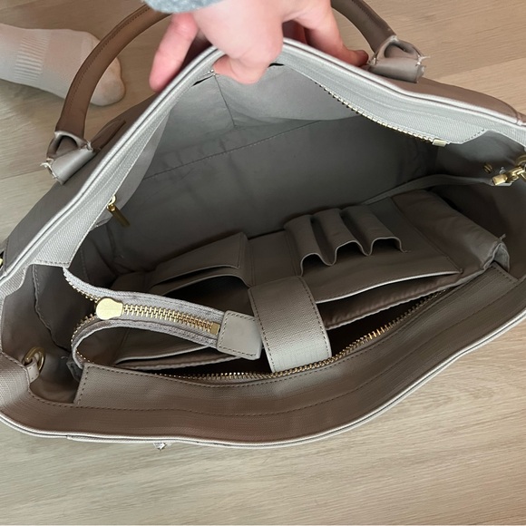 Dagne Dover The Legend Signature Tote in Bleeker Blush - Picture 6 of 12